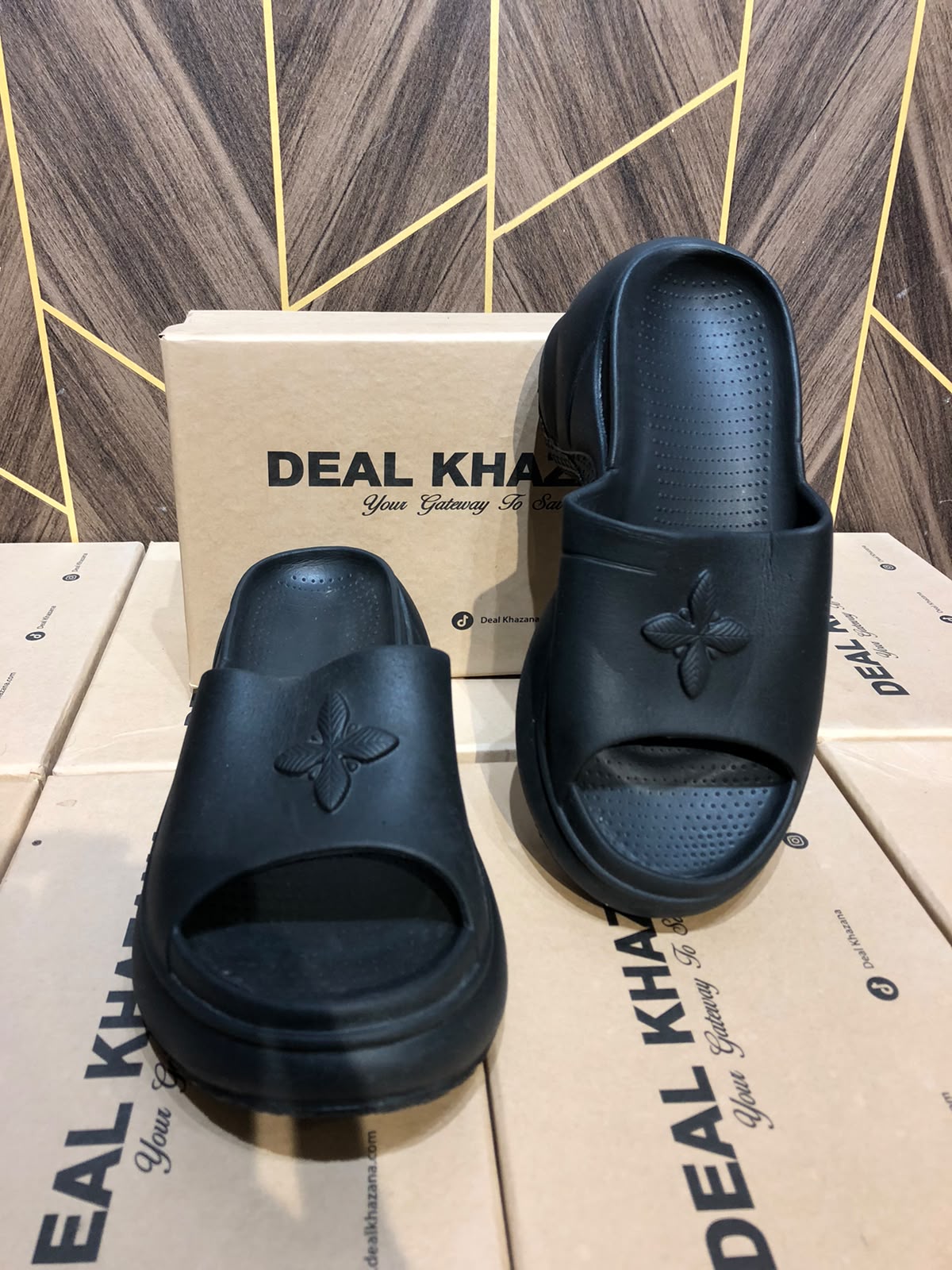 Women Comfortable Slippers Size 7