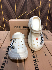 Women Comfortable Crocs Size 7