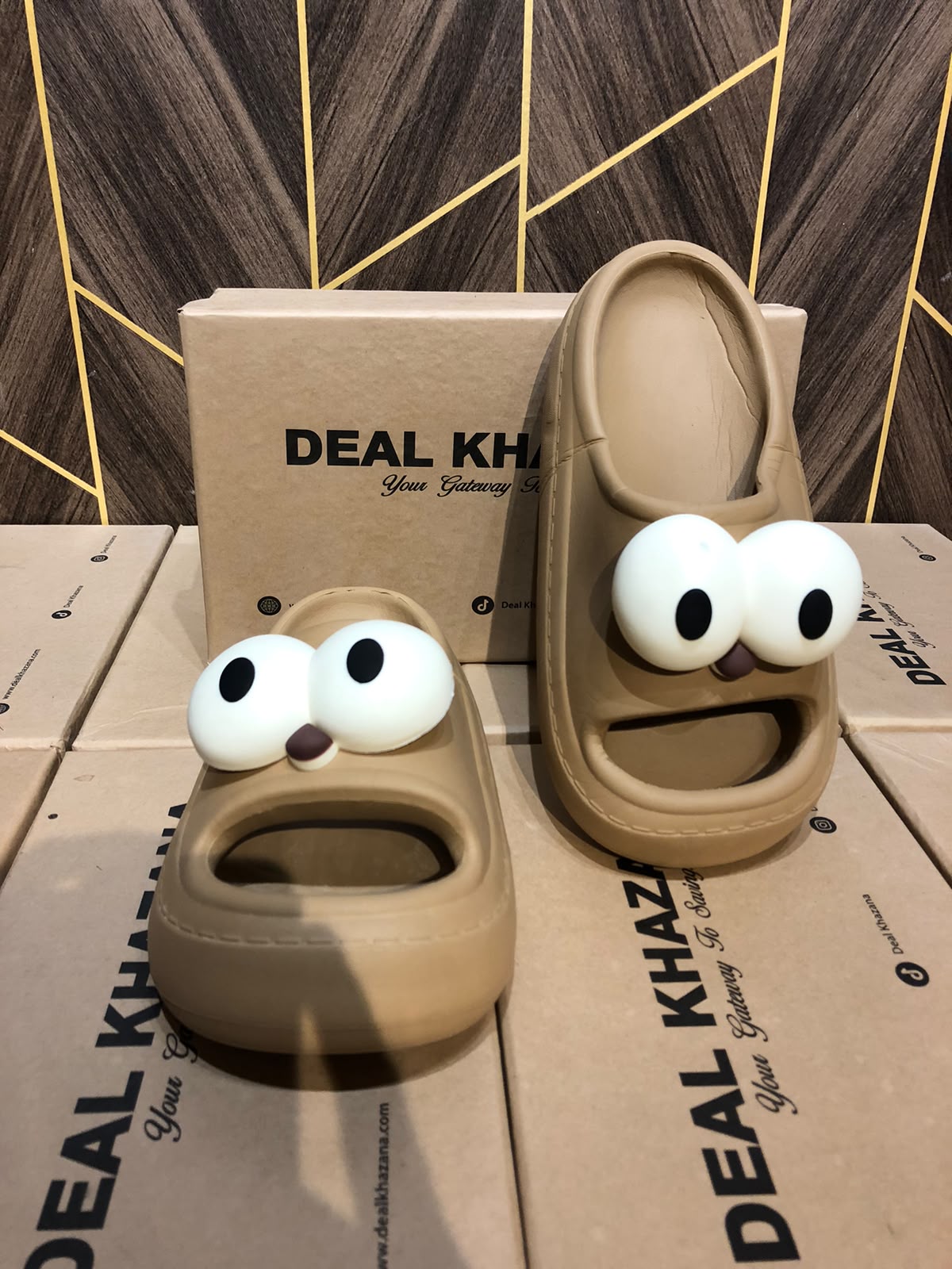 Women Comfortable Slippers Size 6