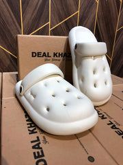 Women Comfortable Crocs Size 8