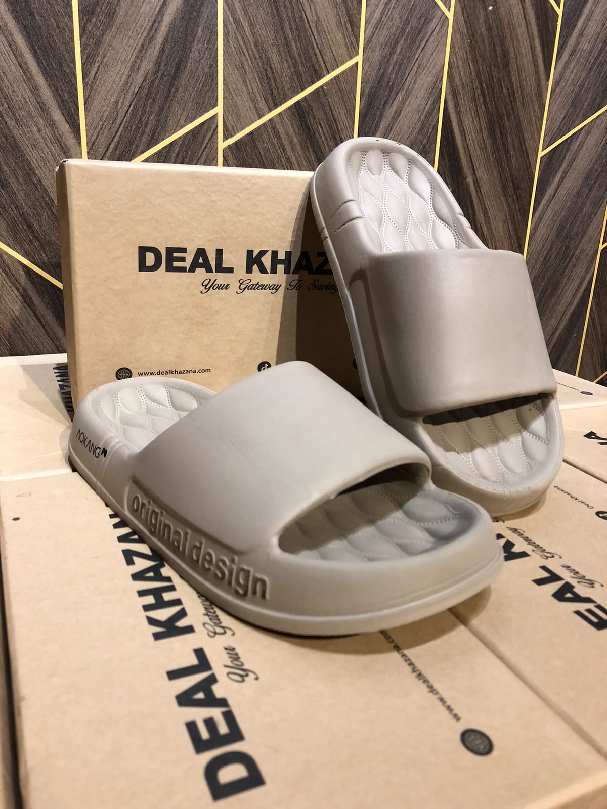 Women Comfortable Slippers Size 11
