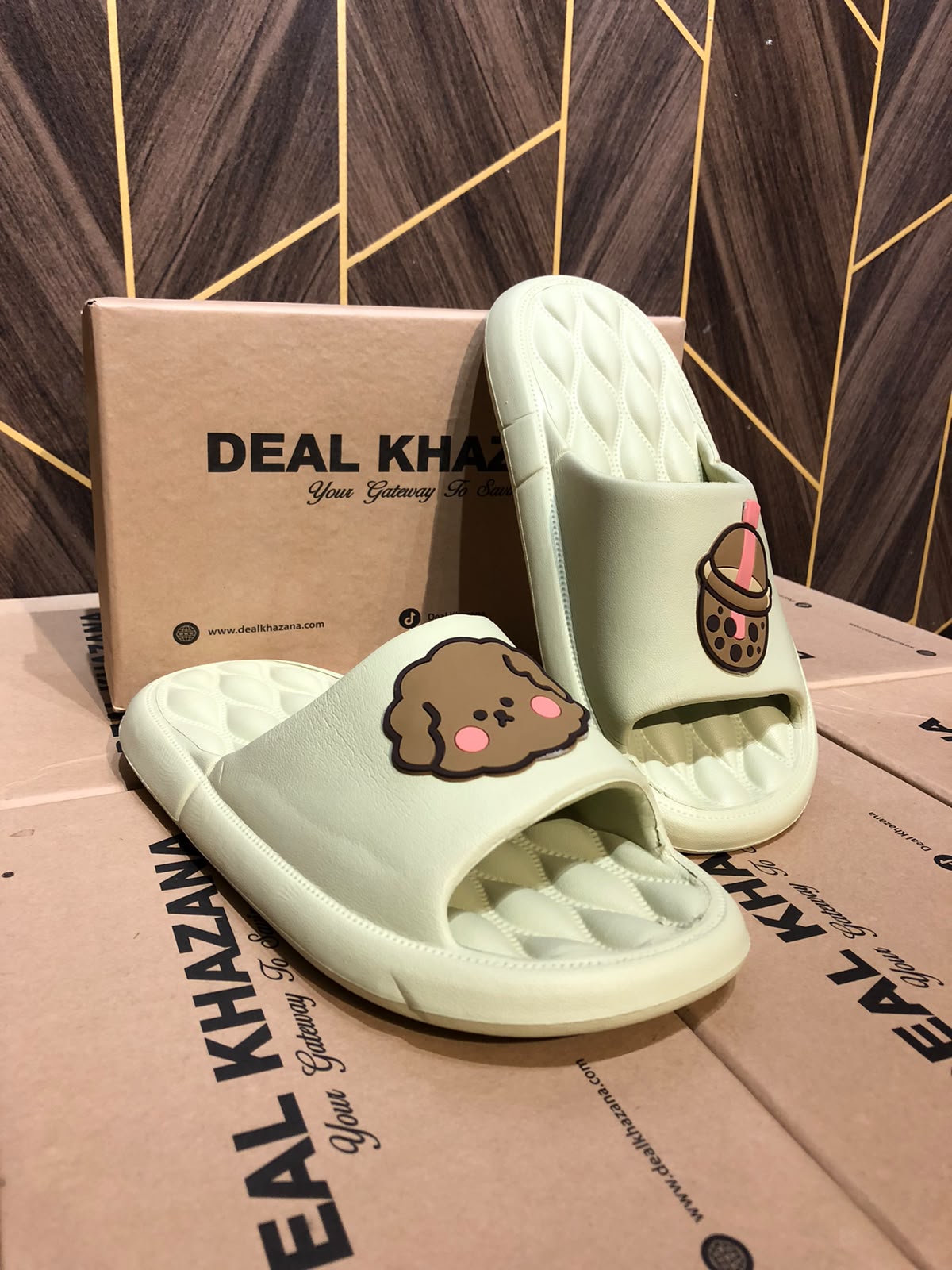 Women Comfortable Slippers Size 9