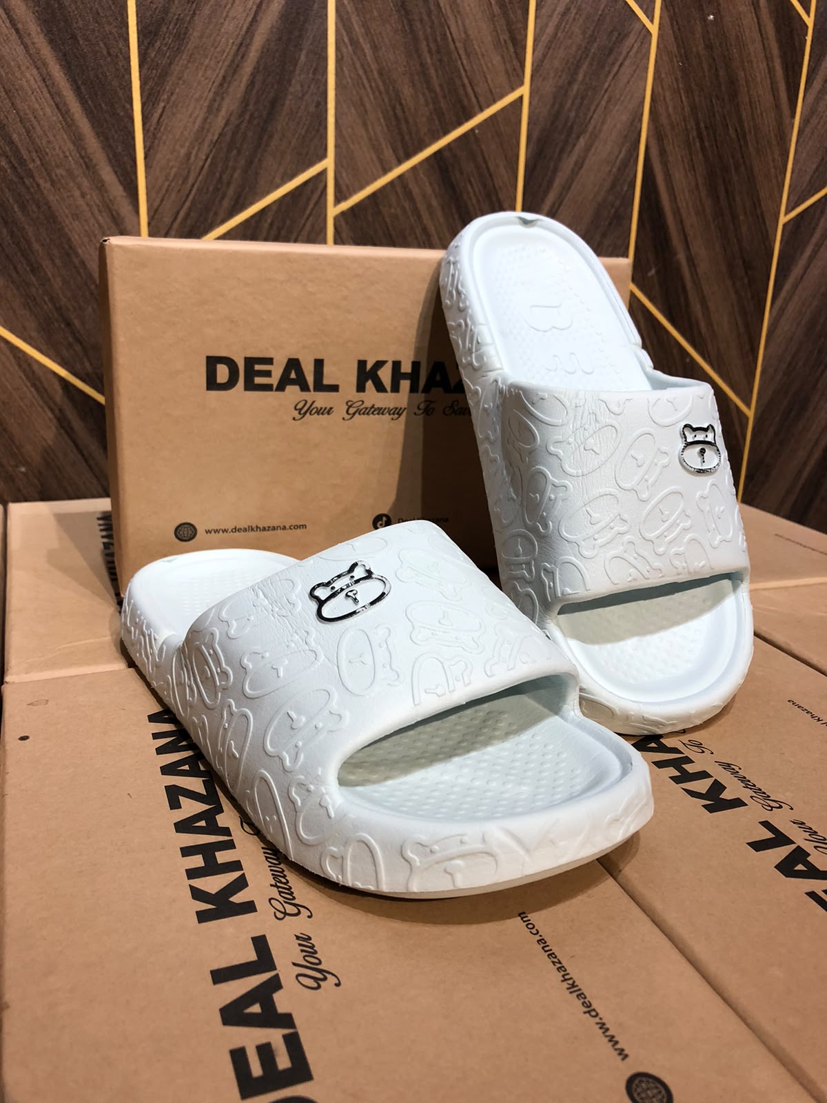 Women Comfortable Slippers Size 9