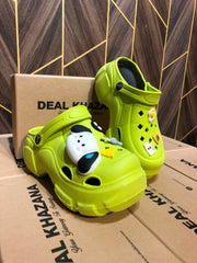 Women Comfortable Crocs Size 7