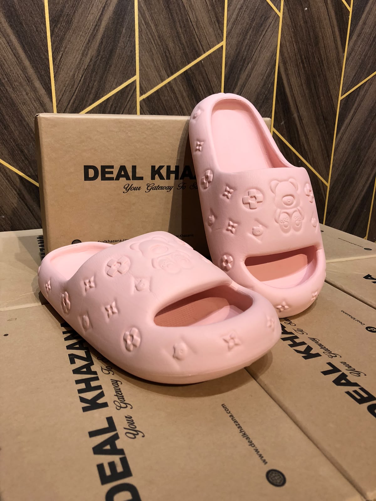 Women Comfortable Slippers Size 7