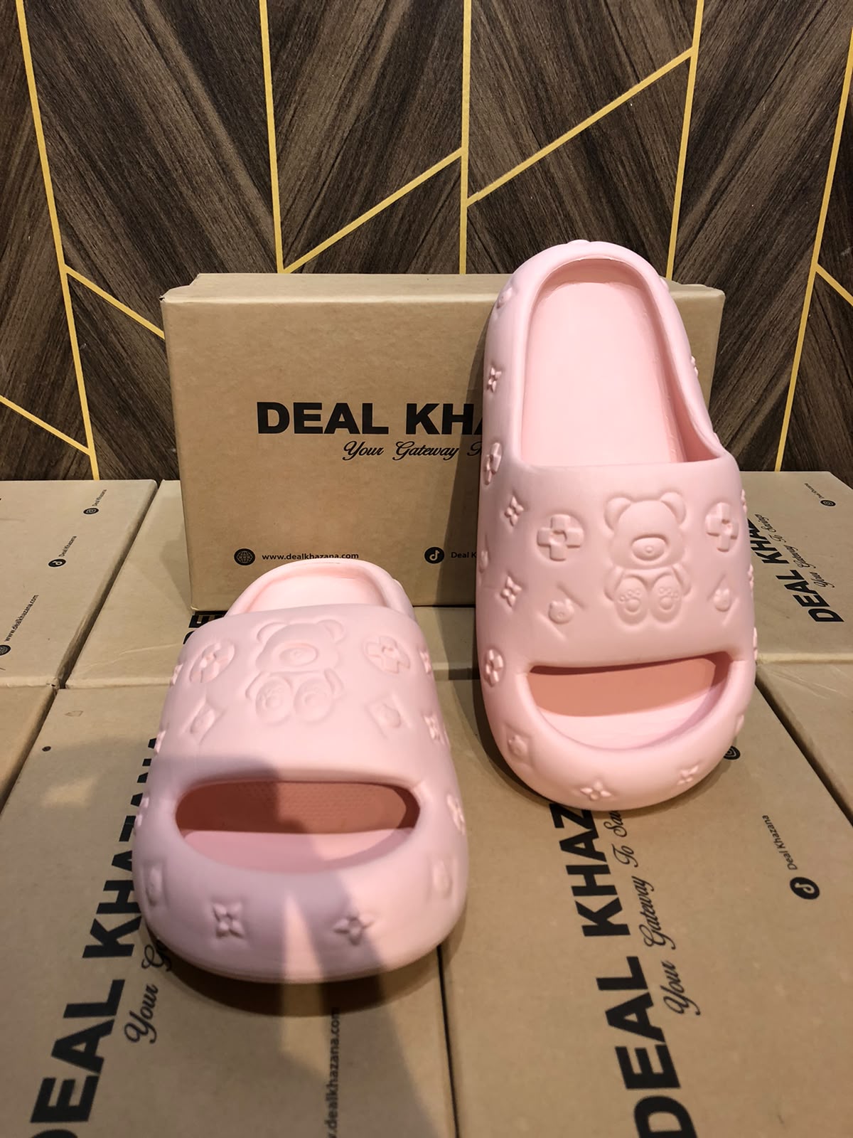 Women Comfortable Slippers Size 7