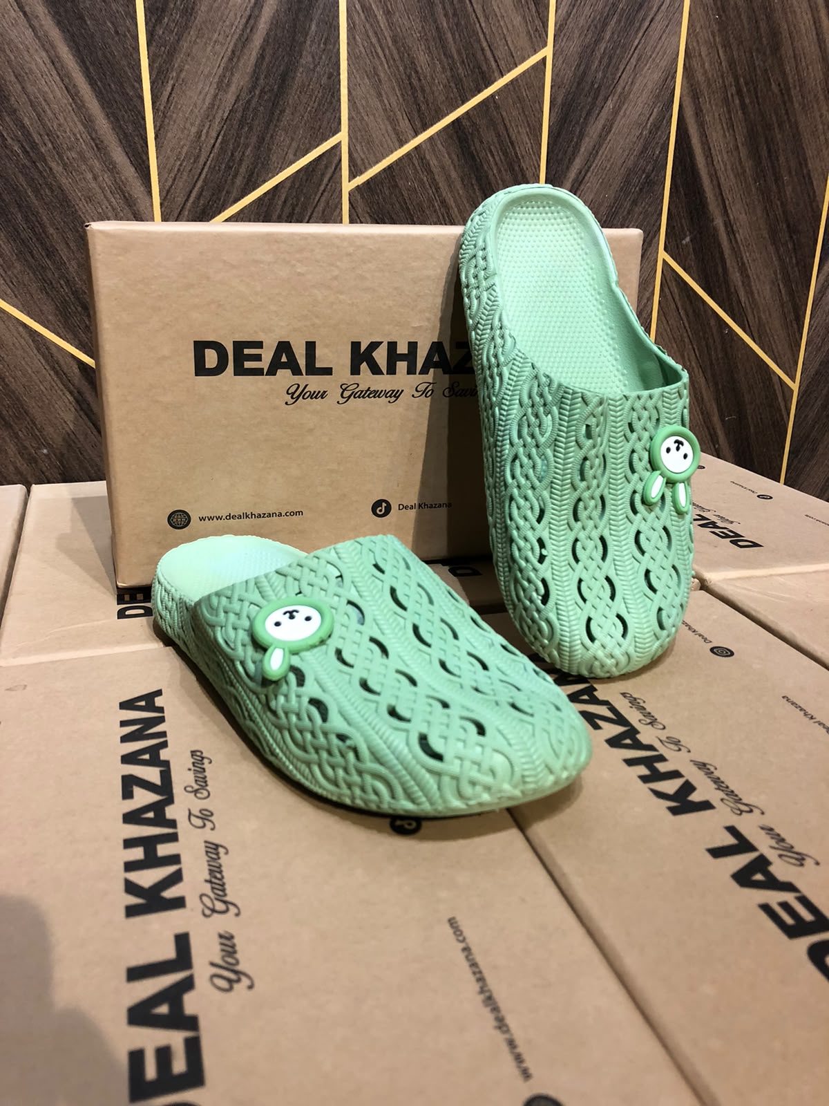 Women Comfortable Slippers Size 6