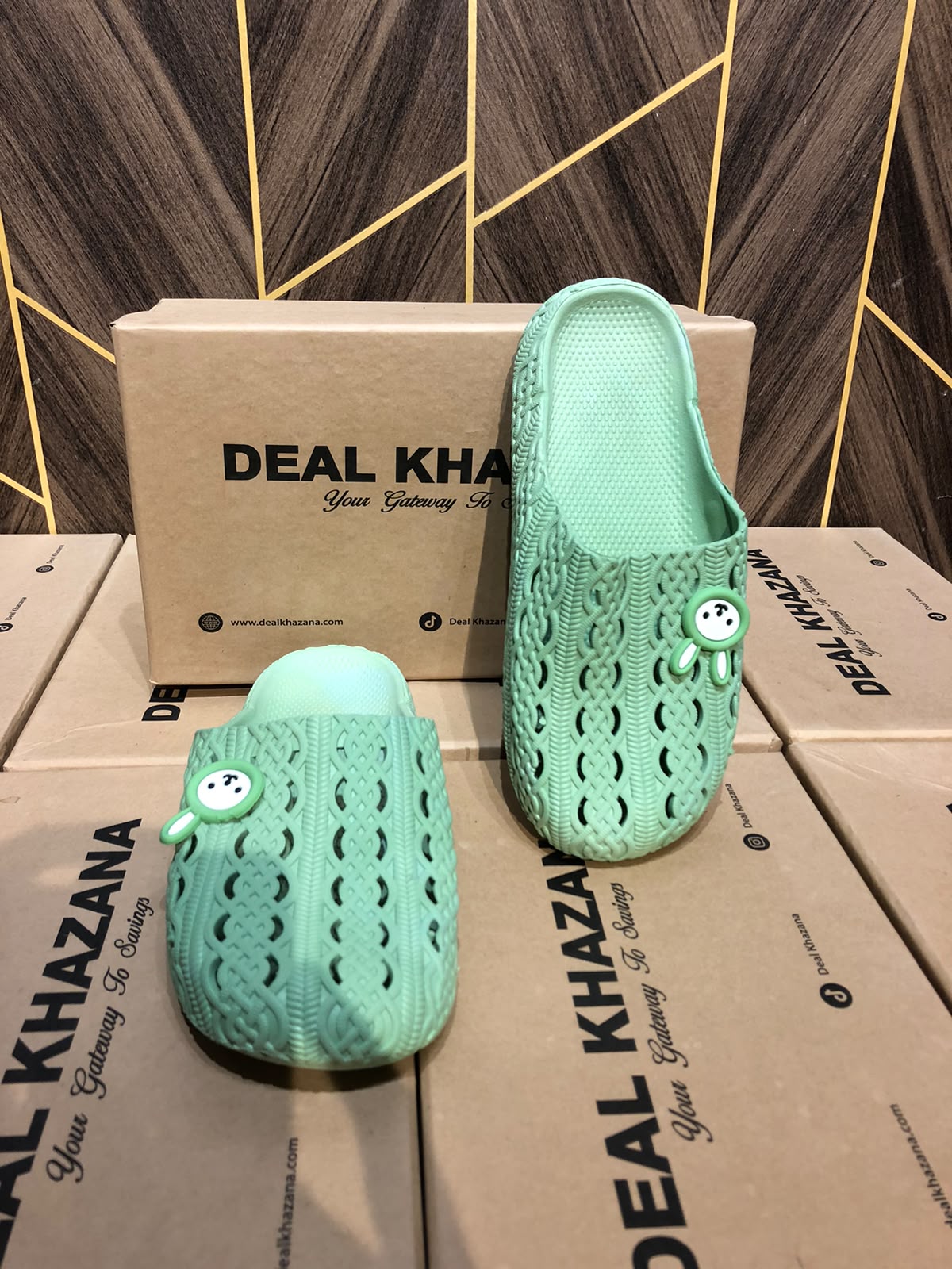 Women Comfortable Slippers Size 6