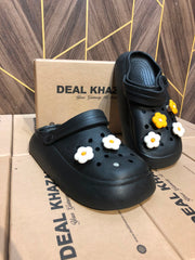 Women Comfortable Crocs Size 7