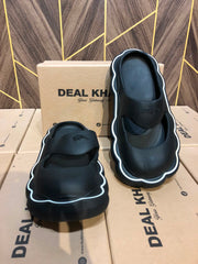 Women Comfortable Crocs Size 8