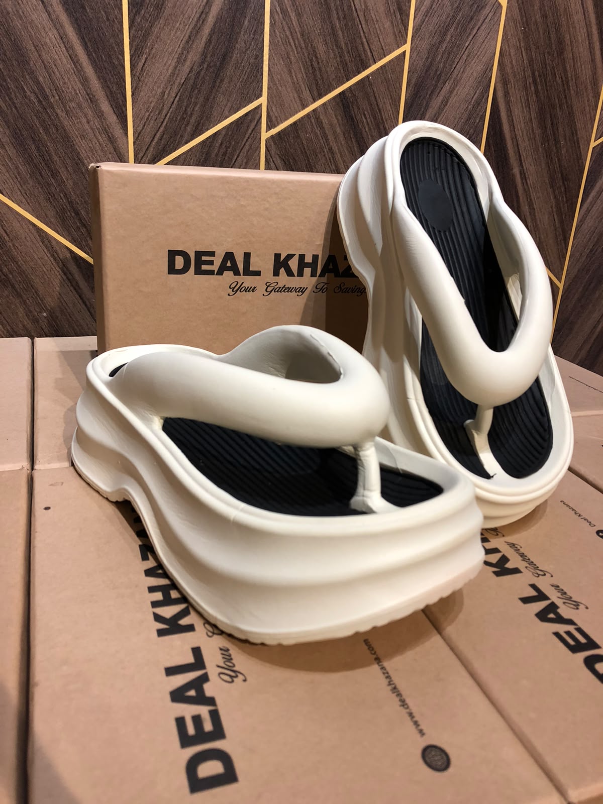 Women Comfortable Slippers Size 9