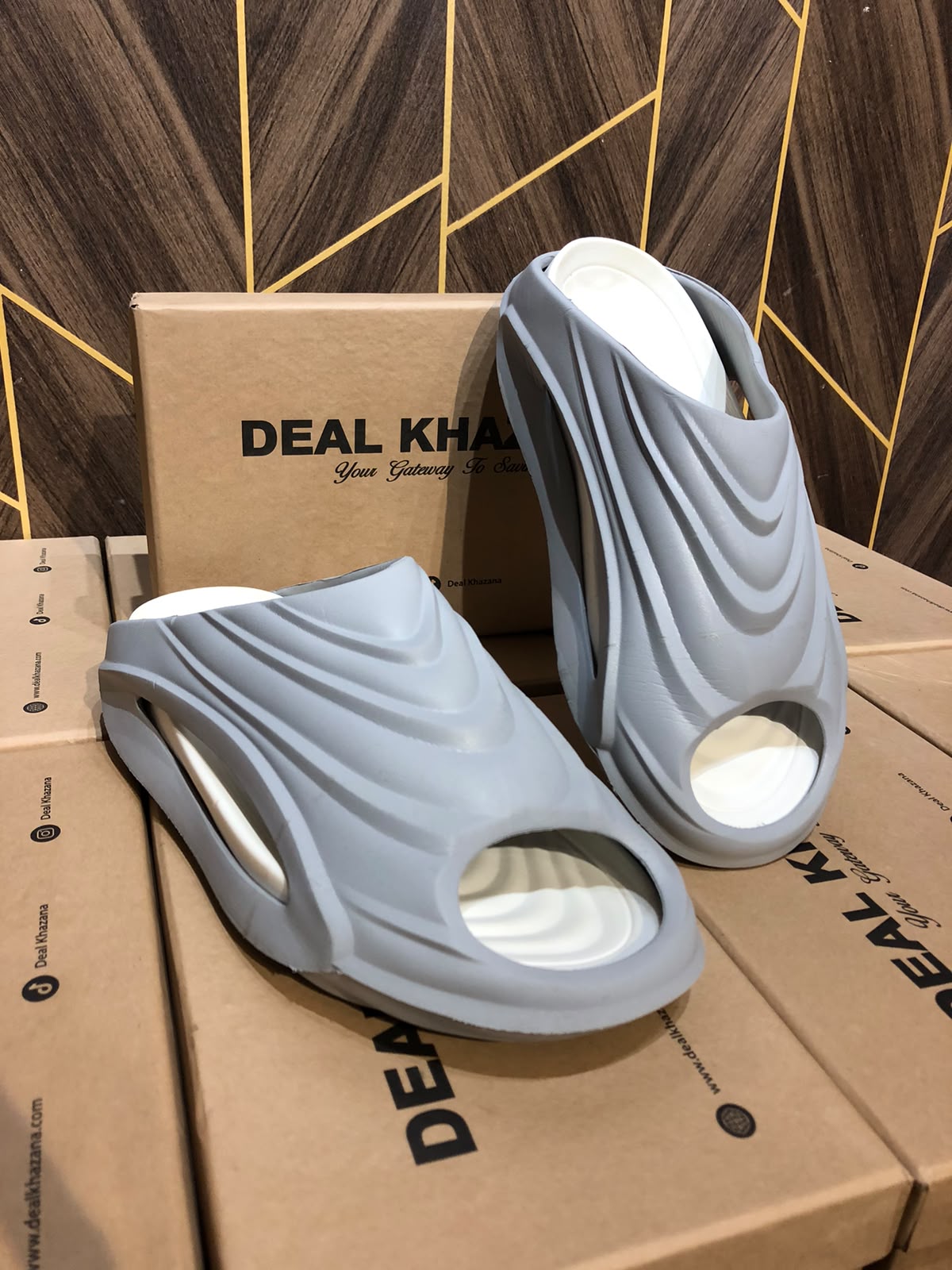 Women Comfortable Slippers Size 10