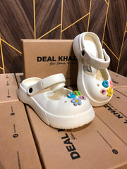 Women Comfortable Crocs Size 7