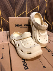 Women Comfortable Crocs Size 8