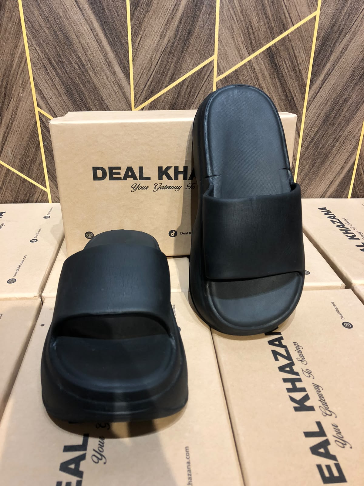 Women Comfortable Slippers Size 7