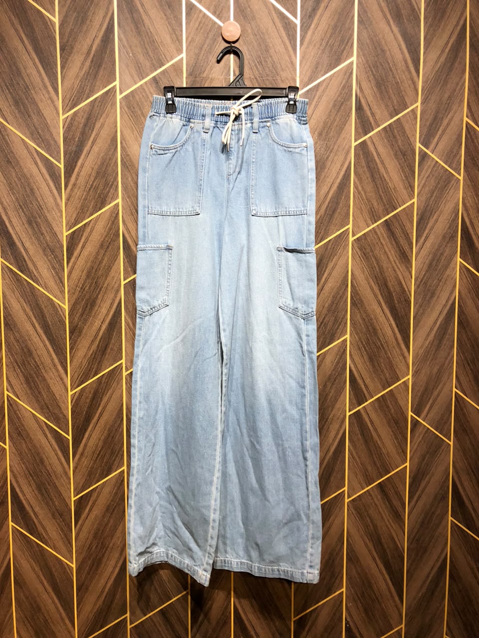 Women Wide Leg Cargo Jeans Small to Medium | Waist 28–30 | Length 43