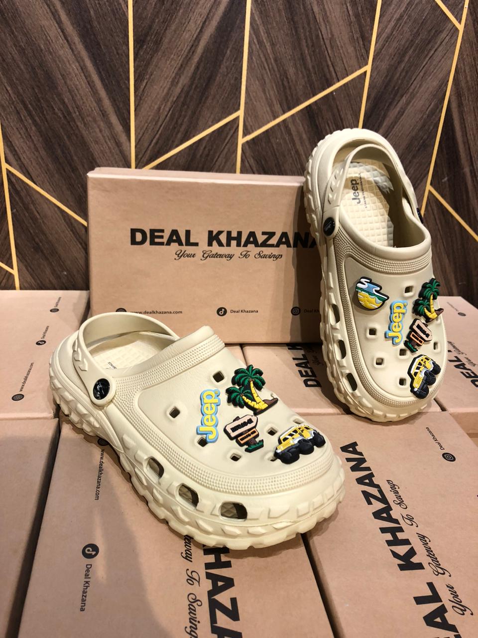 Women Comfortable Crocs Size 8