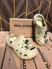 Women Comfortable Crocs Size 8