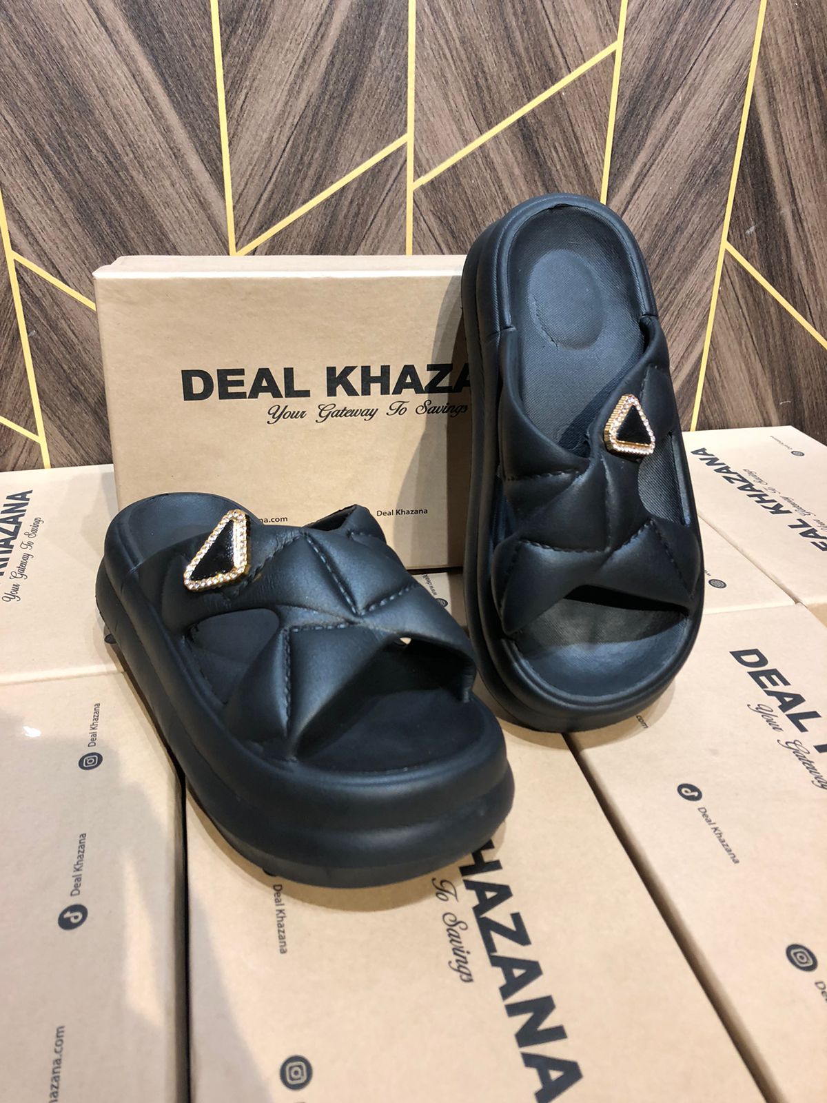 Women Comfortable Slippers Size 6