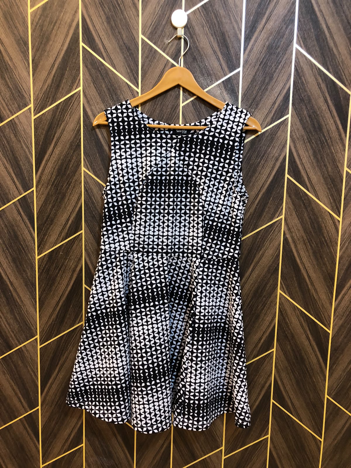 Mini Dress Jersey Medium Size Chest 19 Length 34