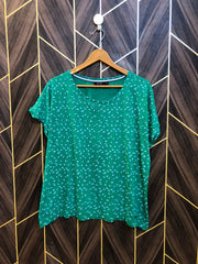 T-Shirt Jersey Medium Size Length 25   baggy