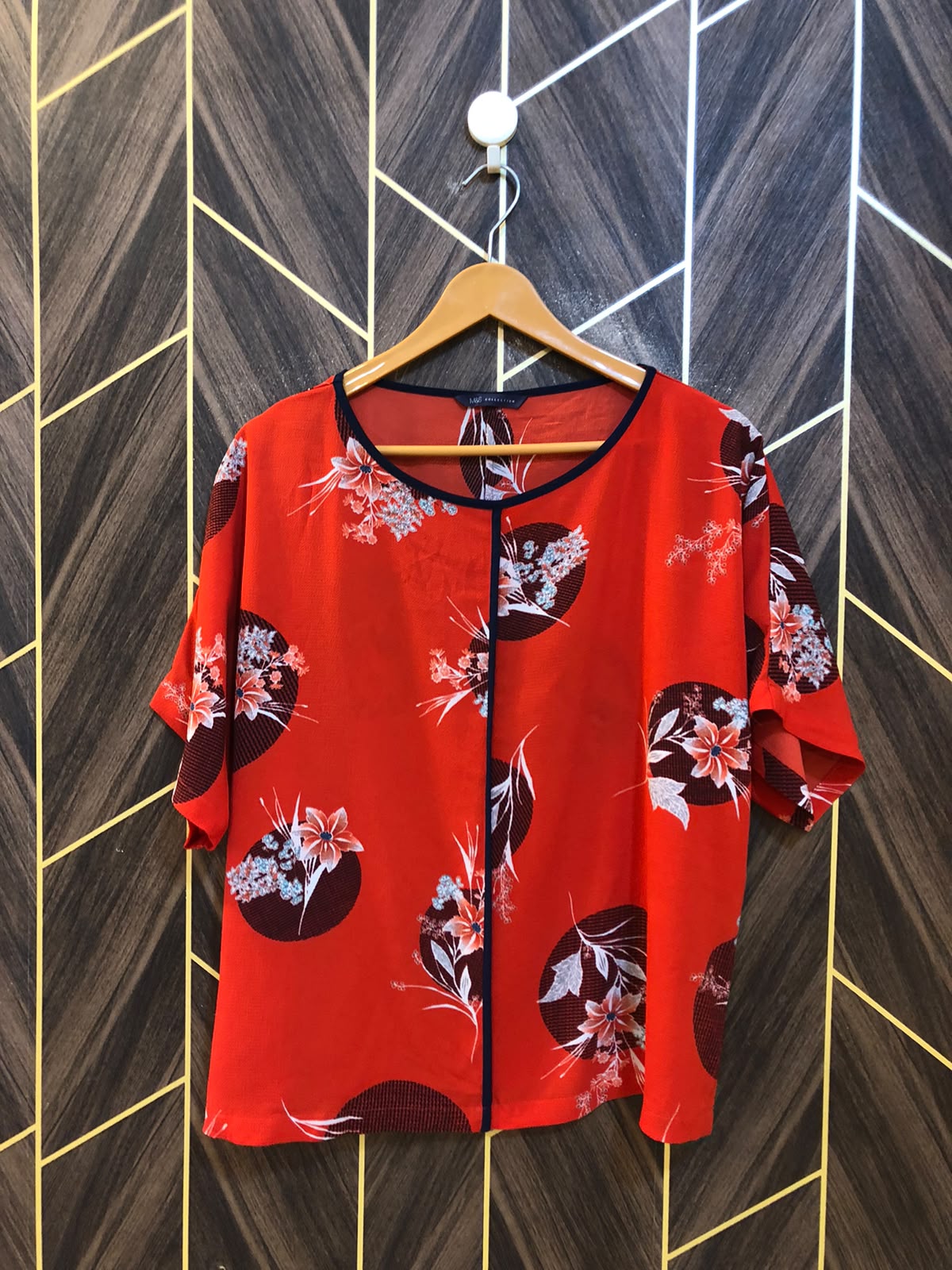 Western Top Chiffon – Medium S ize (Chest: 19, Length: 24   baggy )