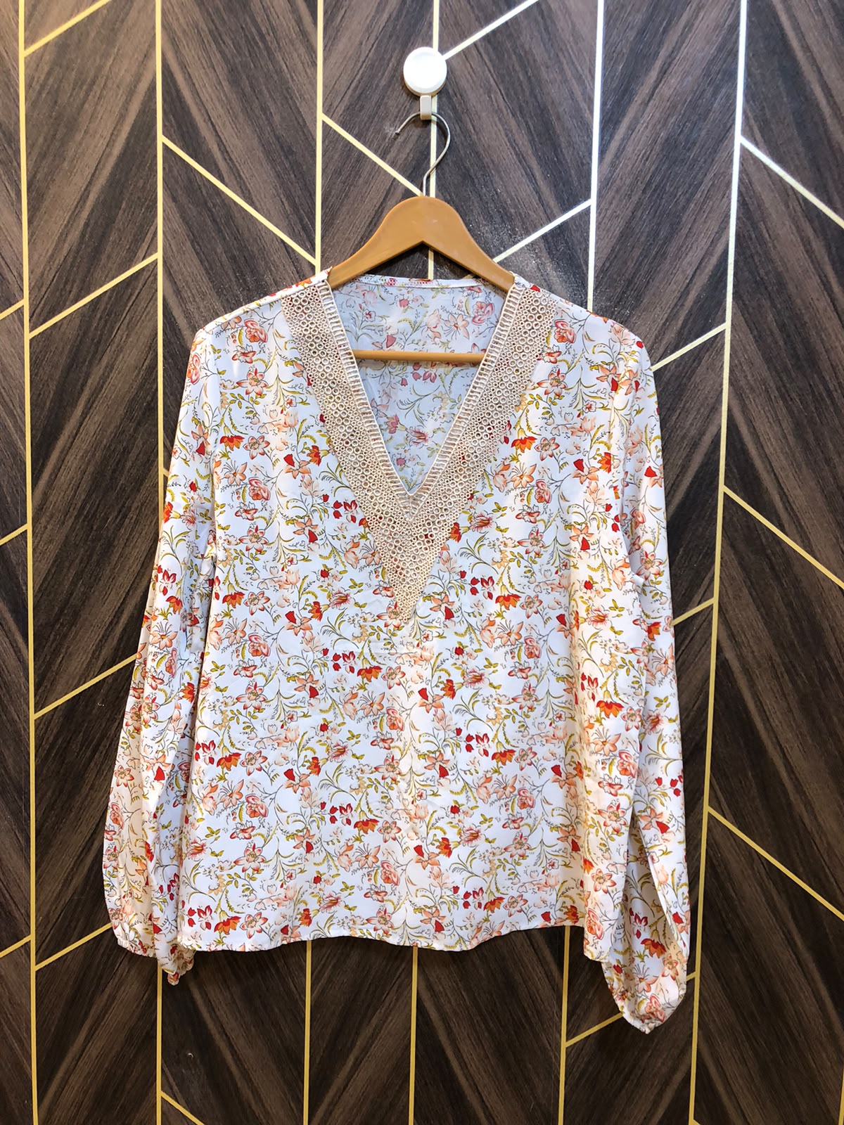 Western Top Chiffon – Medium Size (Chest: 19, Length: 24  )
