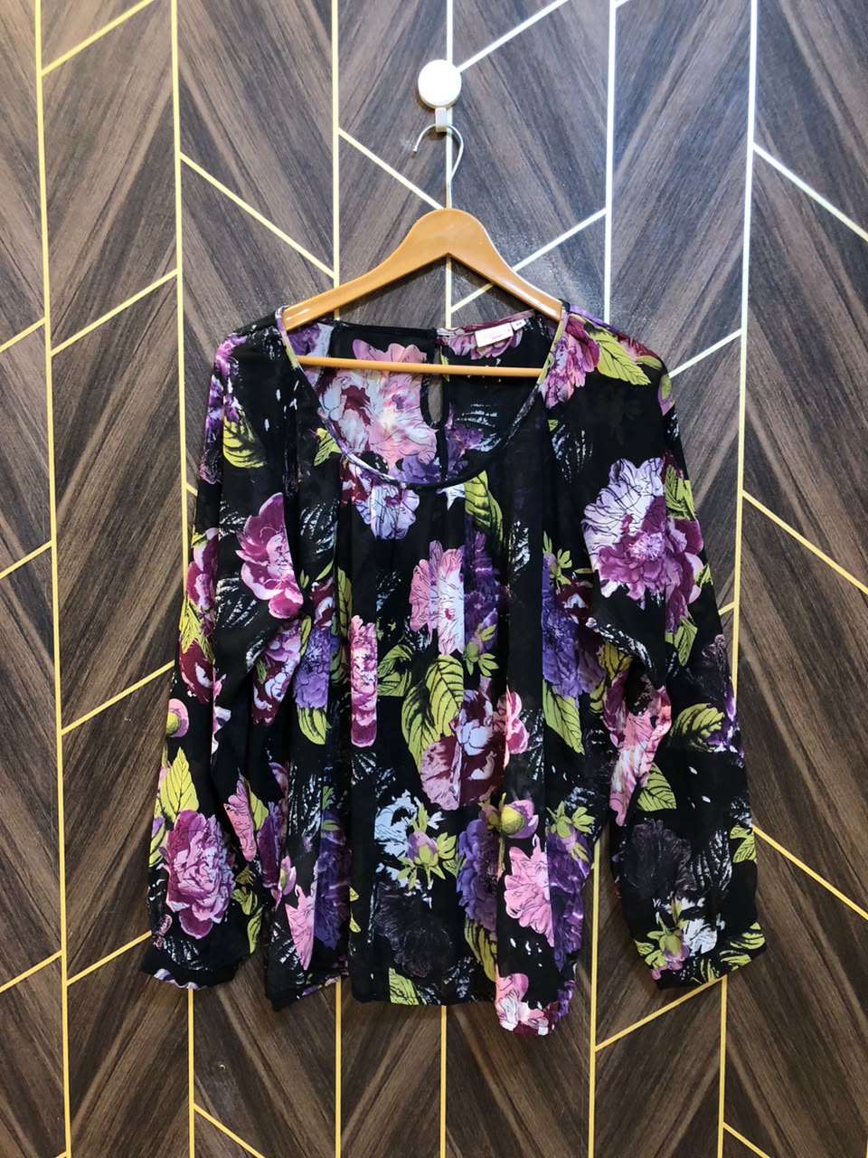 Western Top Chiffon (See Through) – Large Size (Chest: 21 , Length: 26 )