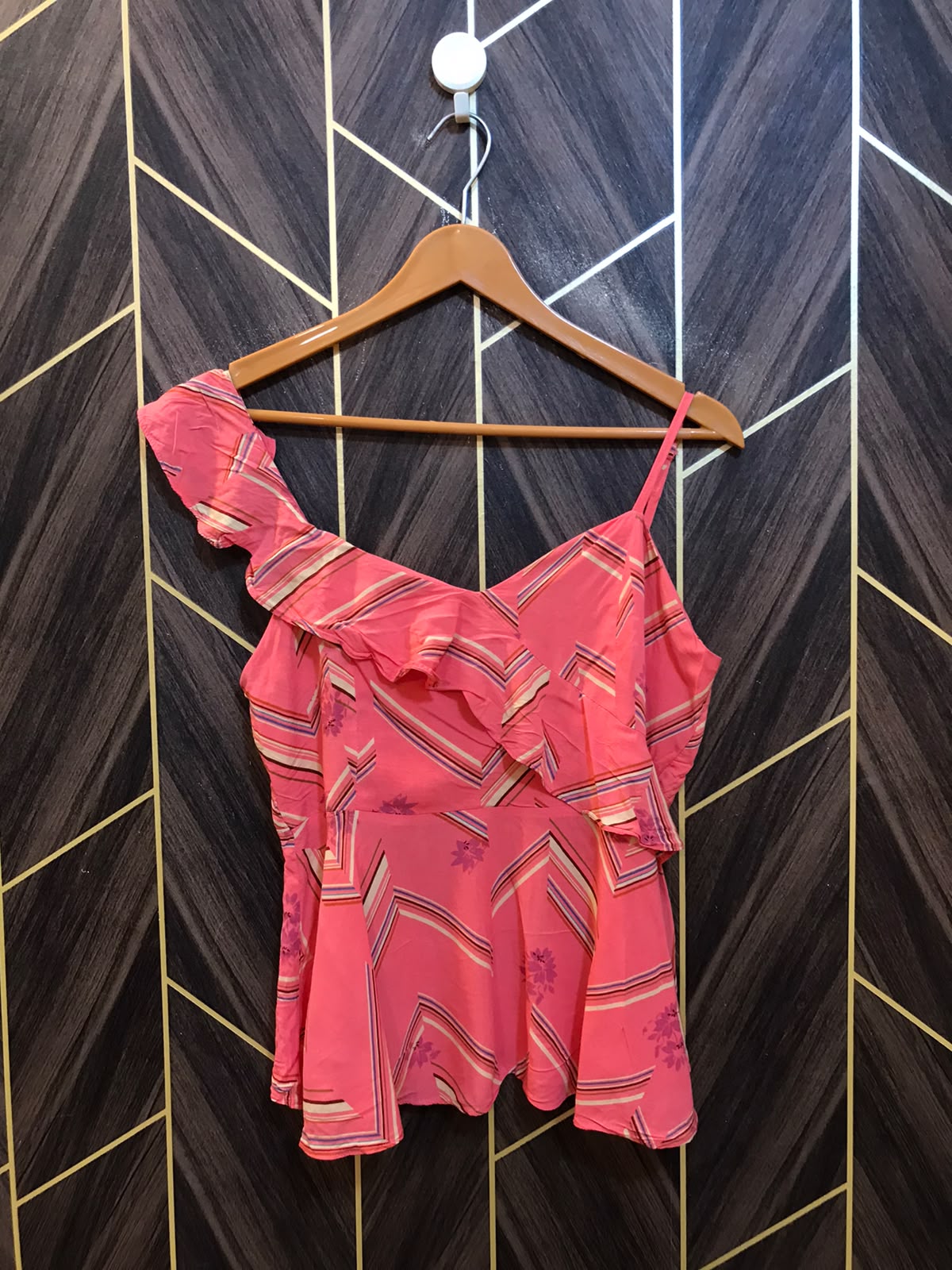 Trendy Linen CropTop Size Small