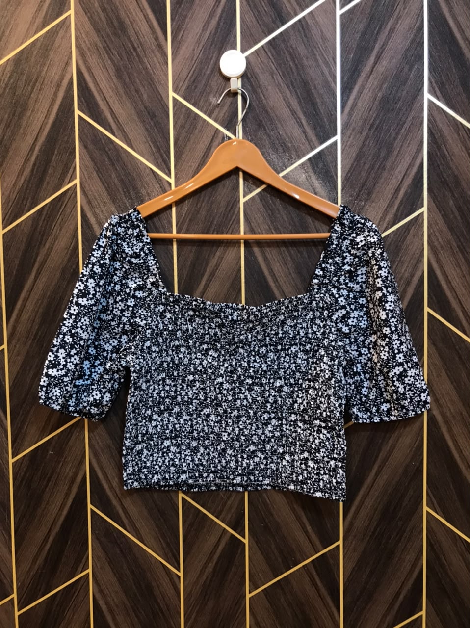 Trendy Chiffon CropTop Size Medium