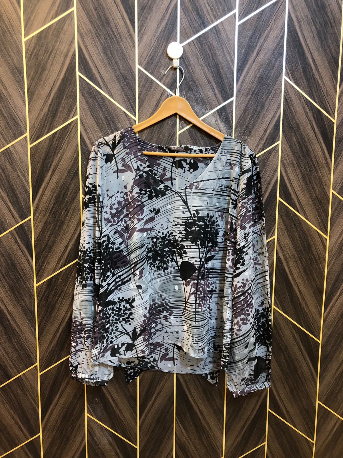 Western Top Chiffon (See Through) – Medium Size (Chest: 19, Length: 28  )