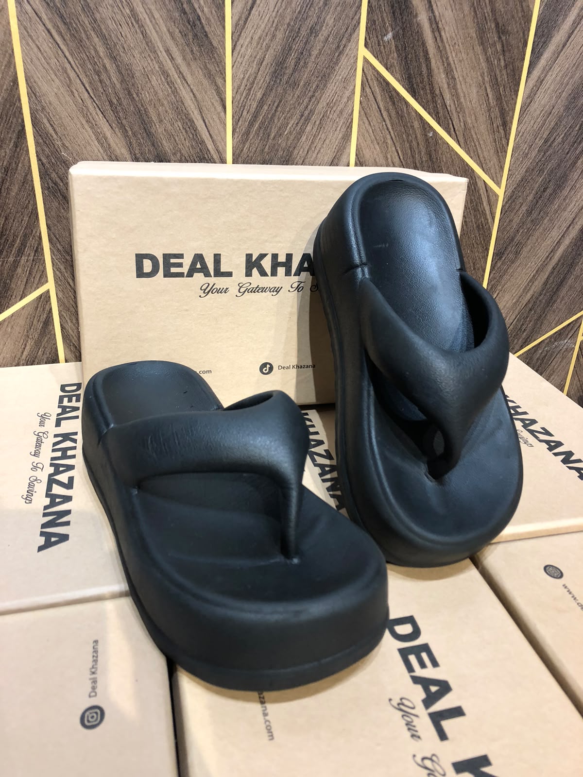 Women Comfortable Slippers Size 6