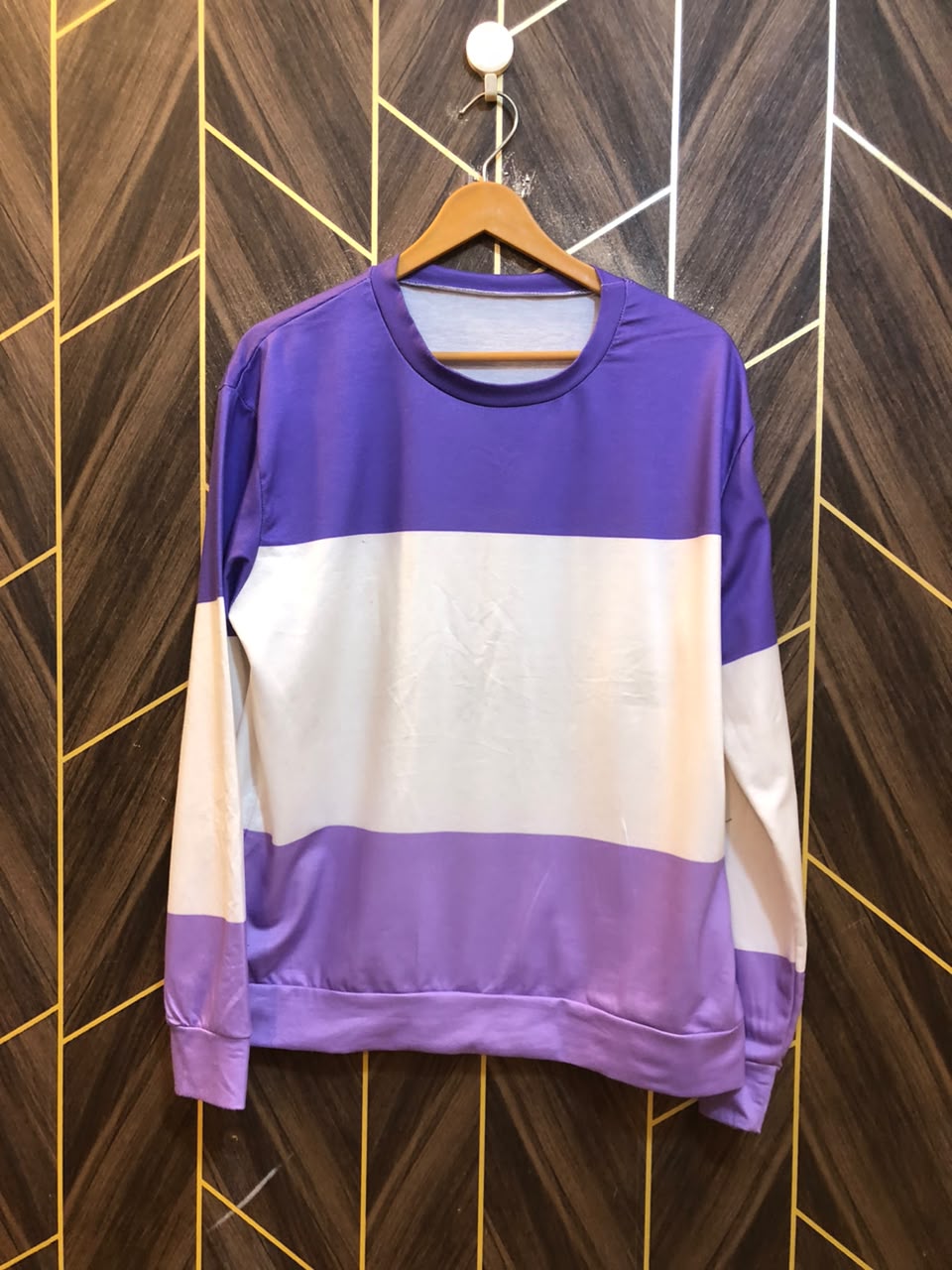 Women Sweatshirts X Large | Size | Chest 22 | Length 27