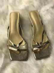 Women Heels Size 7 (EU 37)