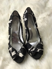 Women Heels Size 7 (EU 37)