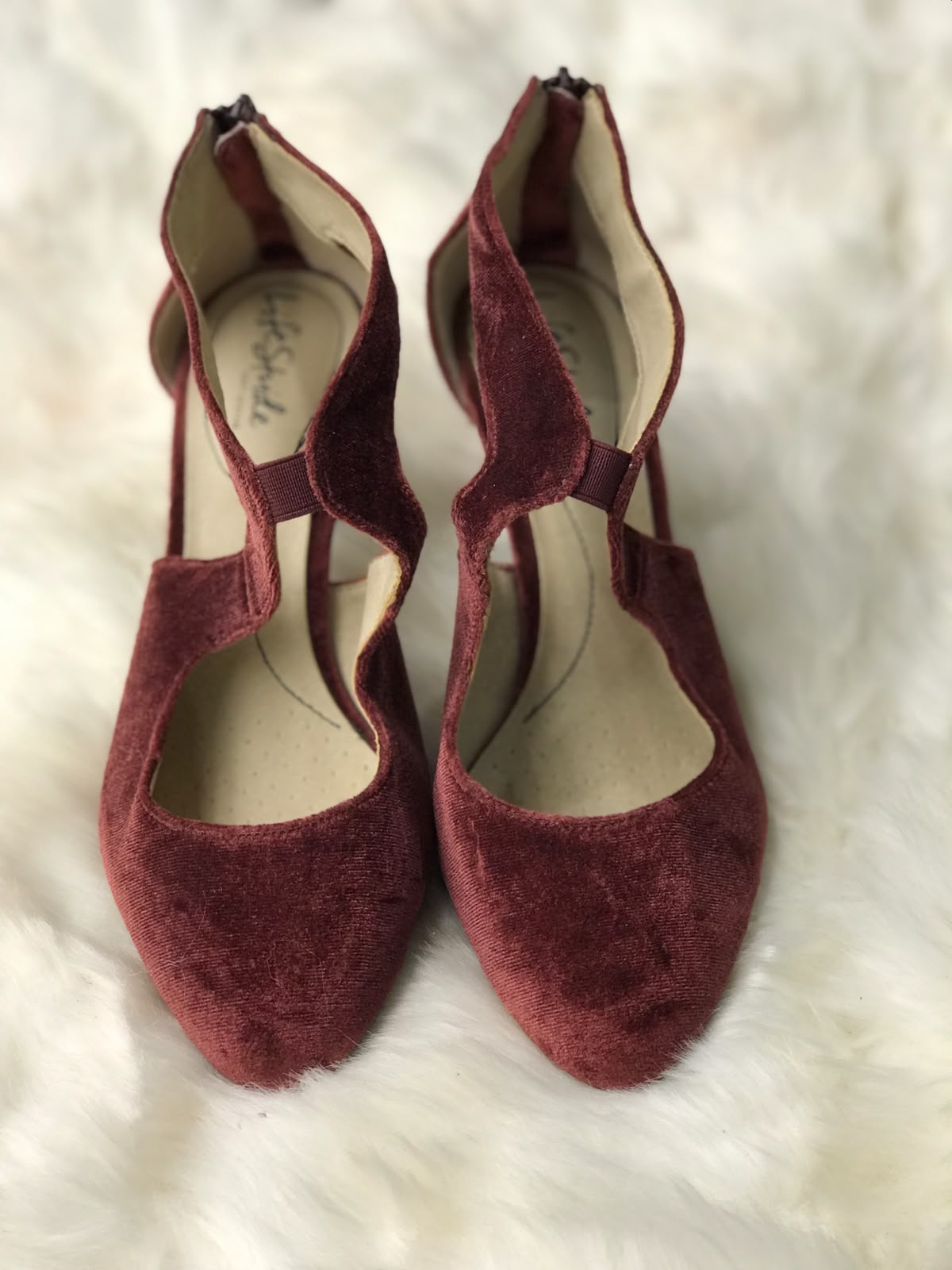 Women Heels Size 8 (EU 38)