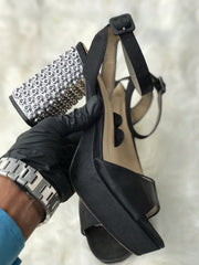 Women Heels Size 7 (EU 37)