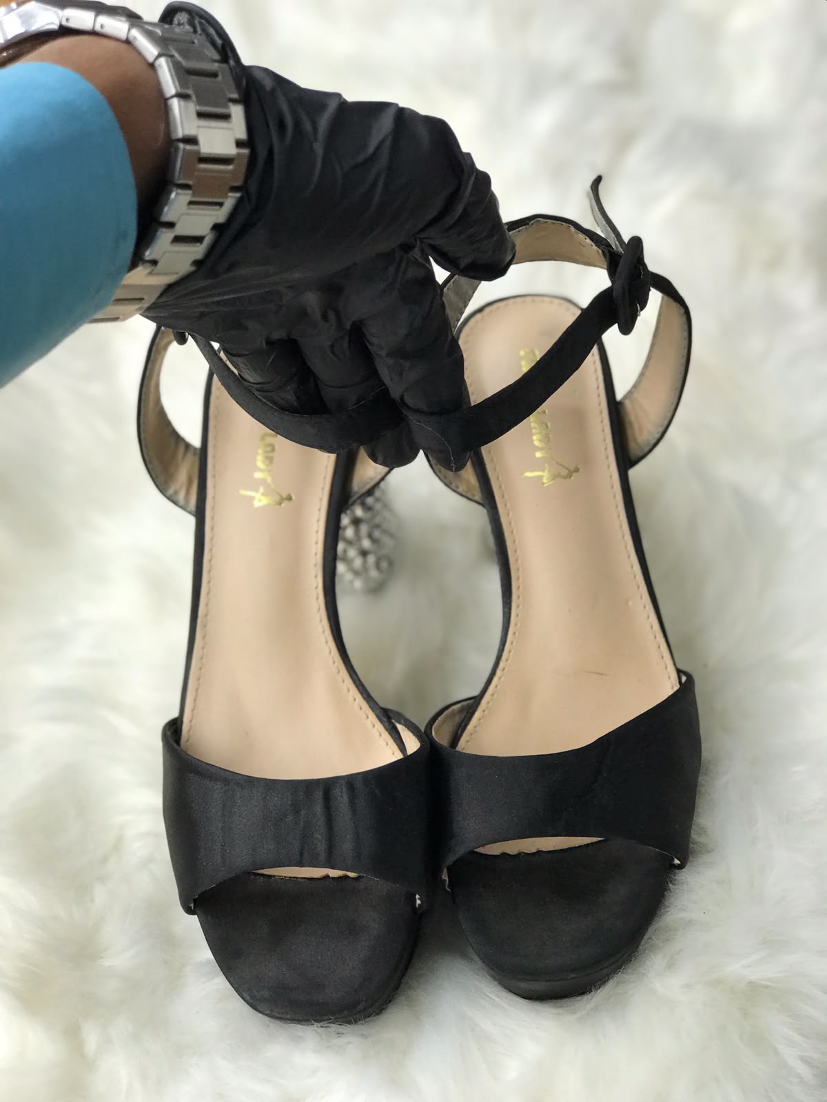 Women Heels Size 7 (EU 37)