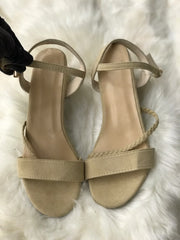 Women Heels Size 9 (EU 39)