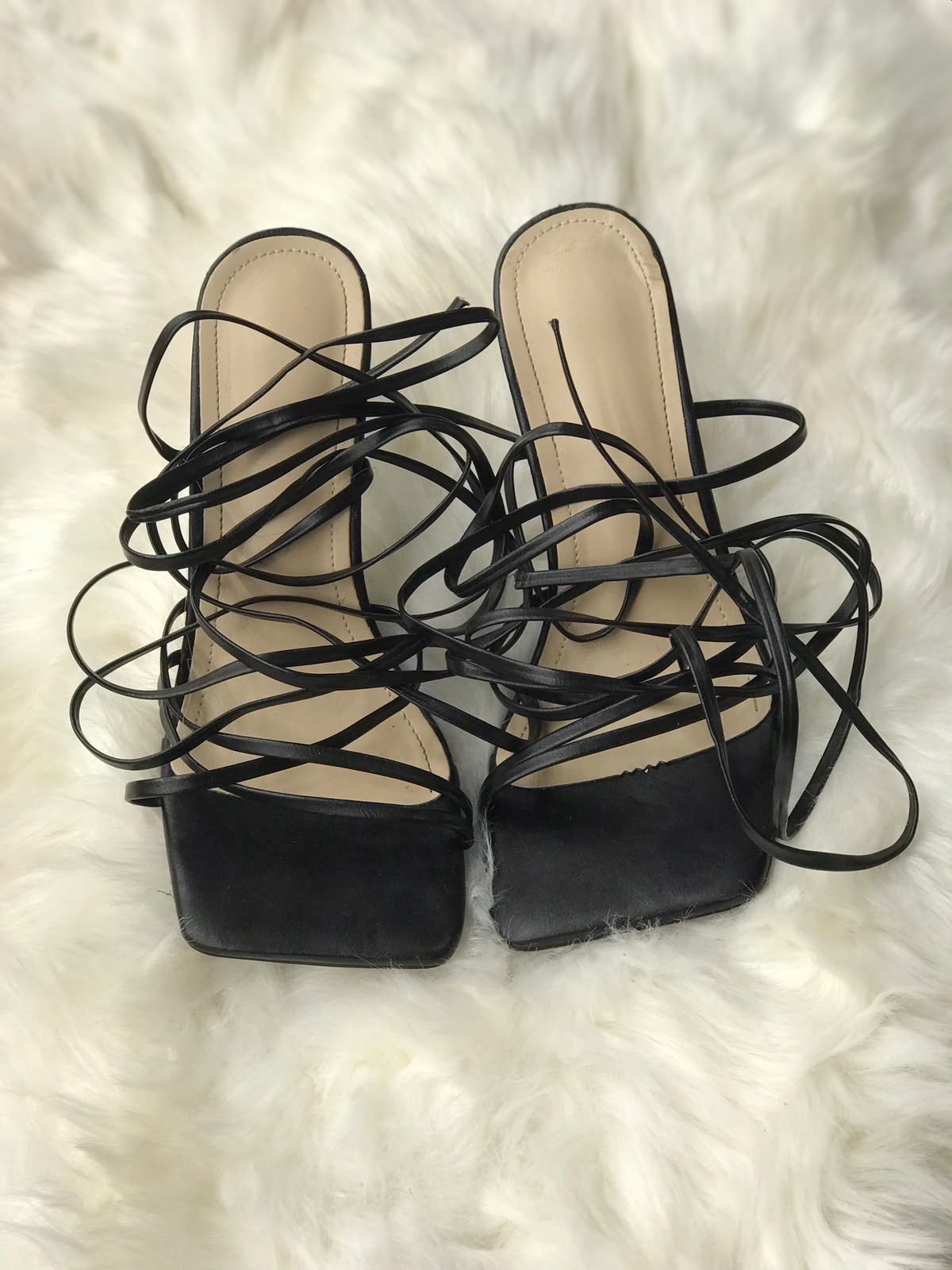 Women Heels Size 8 (EU 38)