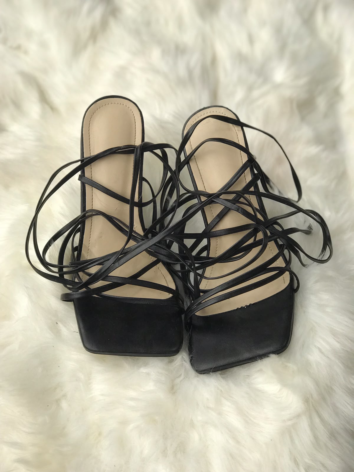 Women Heels Size 8 (EU 38)