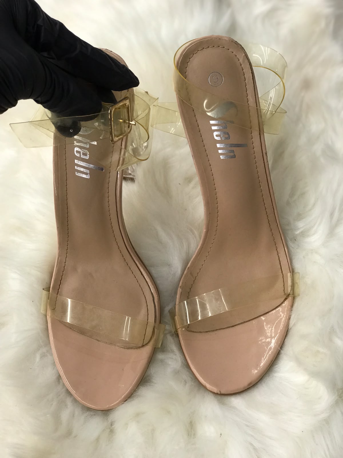 Women Heels Size 9 (EU 39)