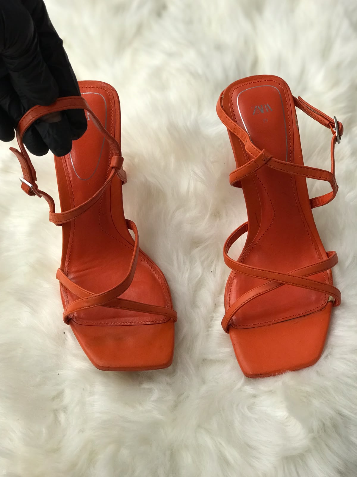 Women Heels Size 9 (EU 39)