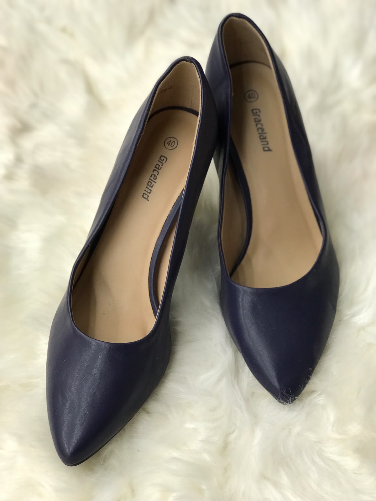 Women Heels Size 10 (EU 40)