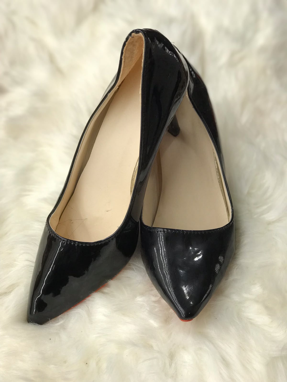 Women Heels Size 9 (EU 39)