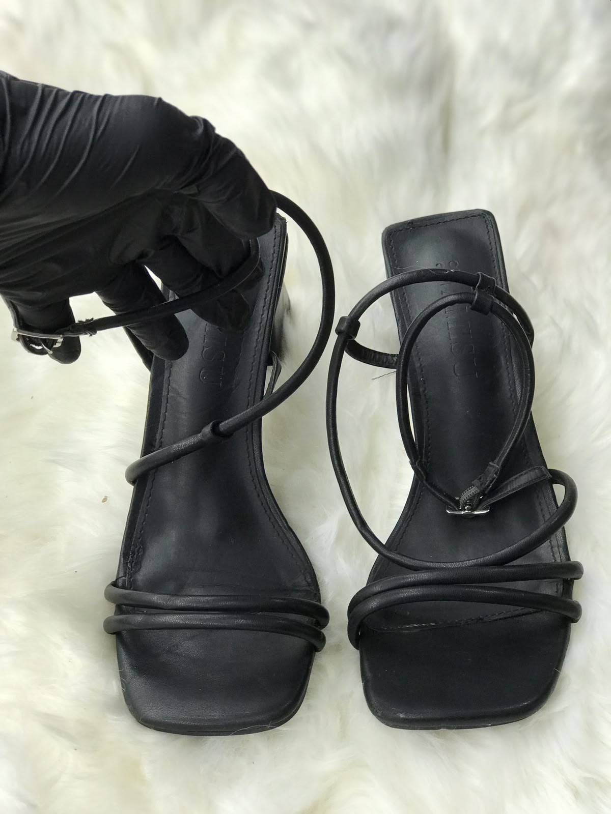 Women Heels Size 8 (EU 38)