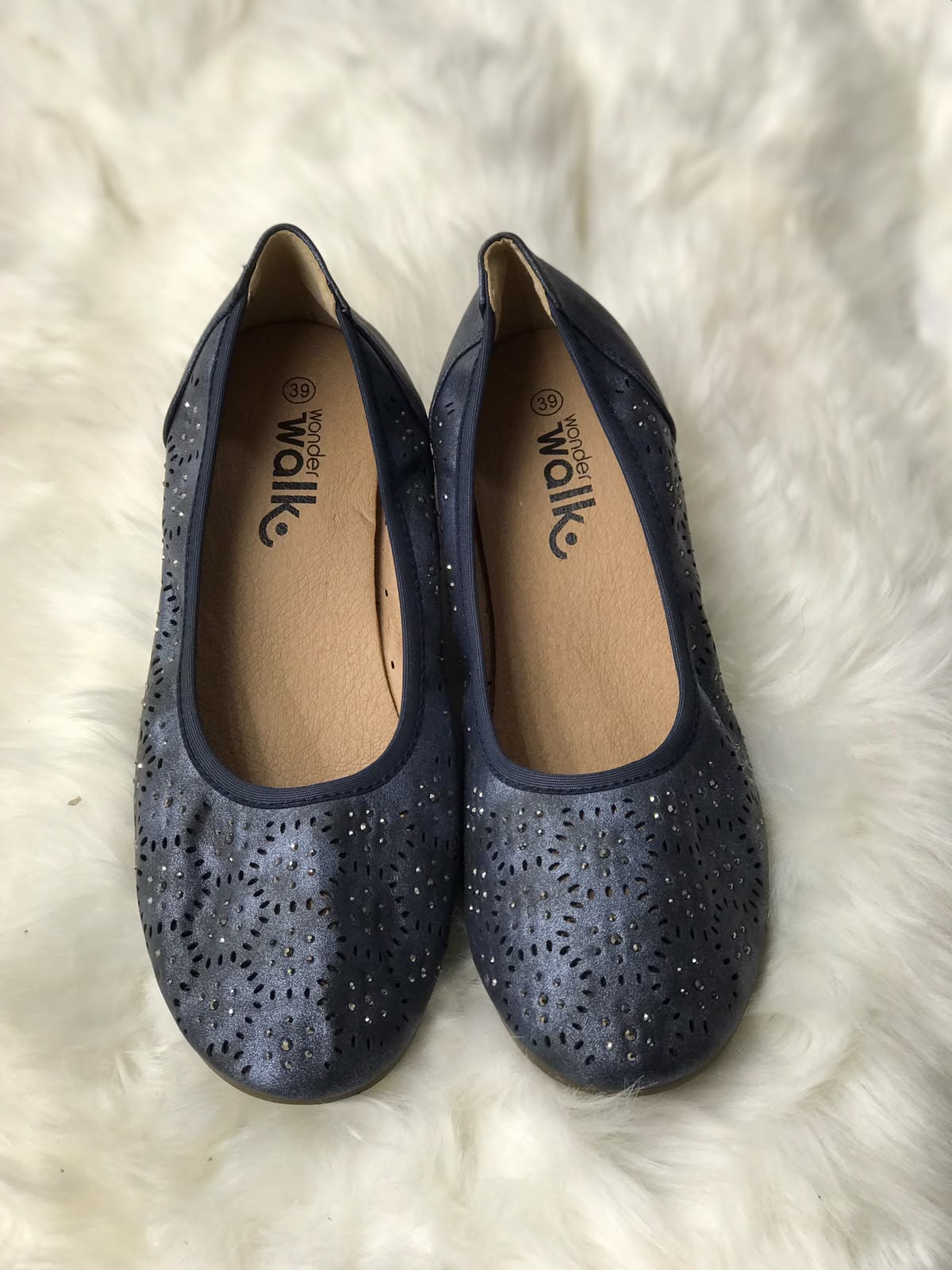 Women Heels Size 9 (EU 39)