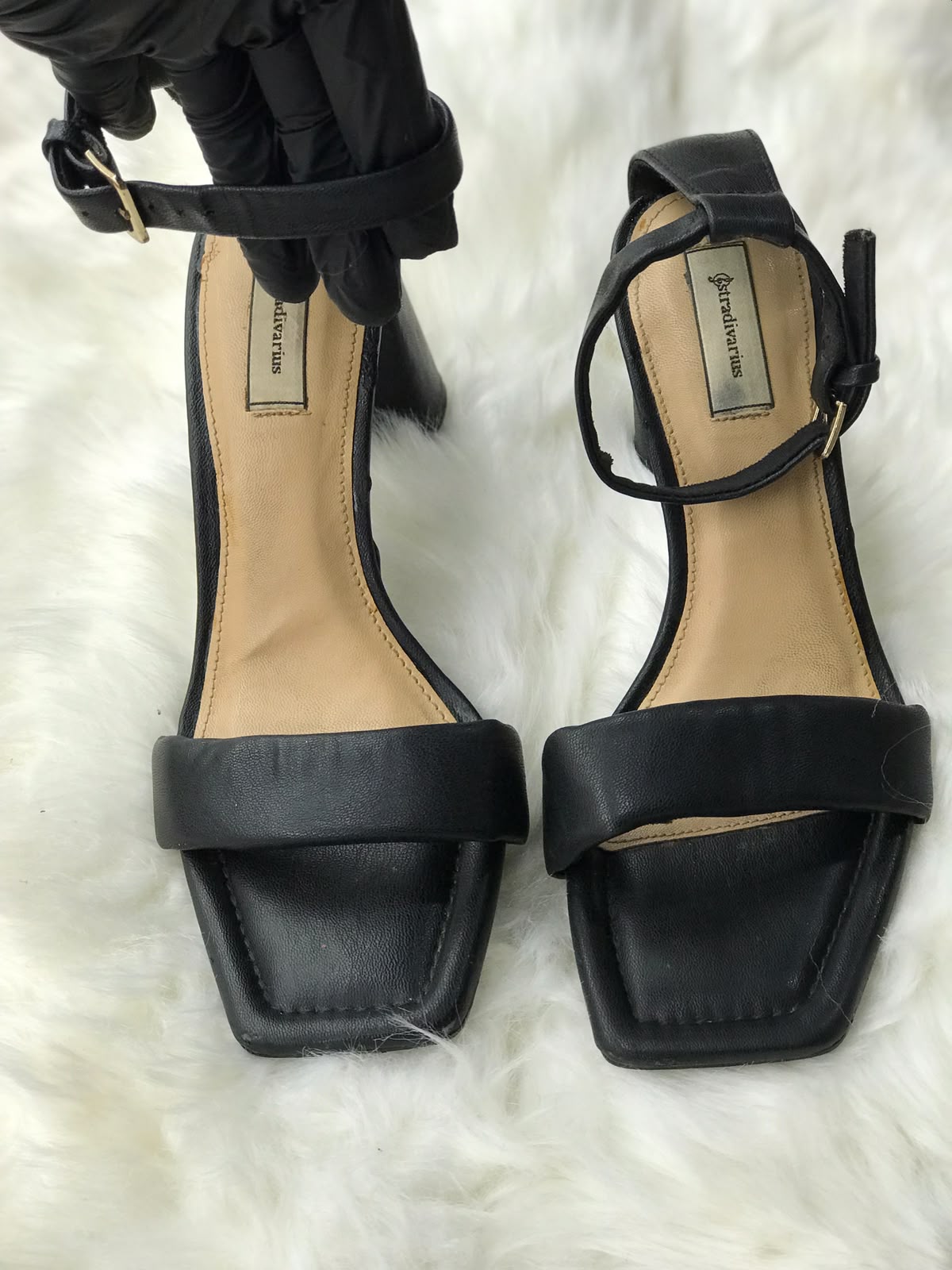 Women Heels Size 7 (EU 37)