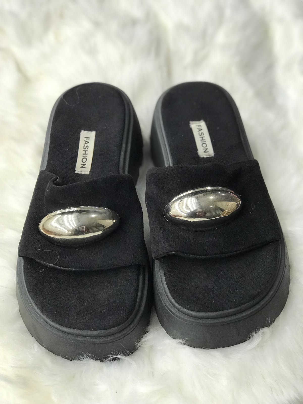 Women SLIPPERS Size 9 (EU 39)