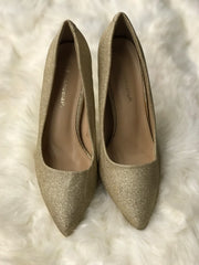 Women Heels Size 7 (EU 37)